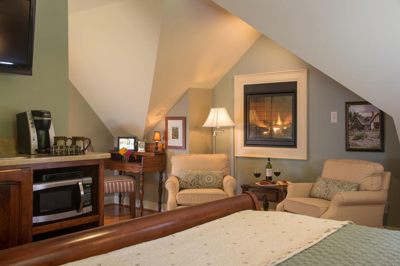 Hillbrook Inn & Spa (Adults Only) Charles Town Dış mekan fotoğraf