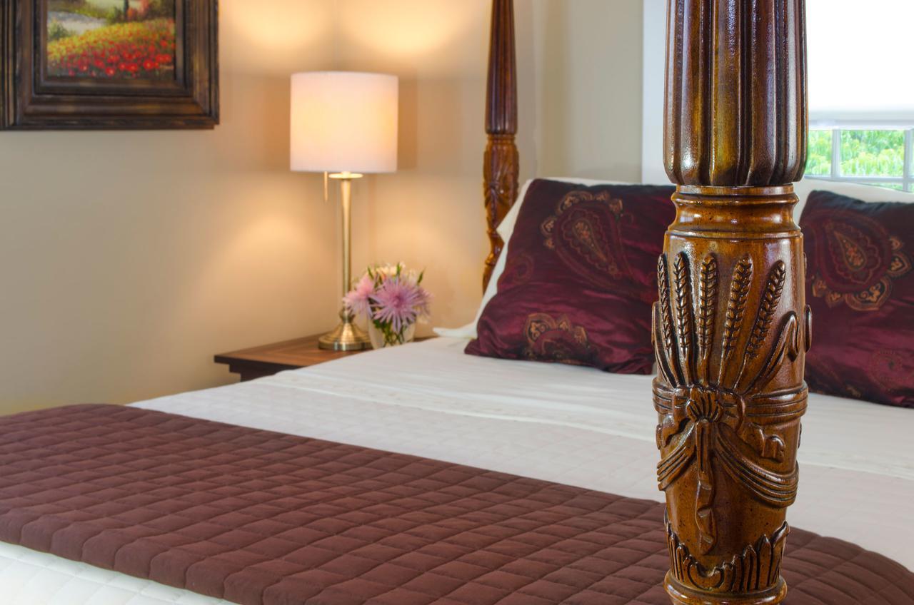 Hillbrook Inn & Spa (Adults Only) Charles Town Dış mekan fotoğraf